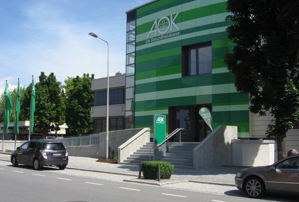 Gebäude des AOK Bayern Standorts Deggendorf | kubusIT - Arbeitsgemeinschaft von Körperschaften des öffentlichen Rechts eGbR